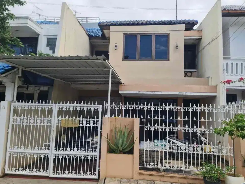 DIJUAL RUMAH SIAP HUNI SUDAH RENOVASI DI PLUIT MAS JAKARTA UTARA