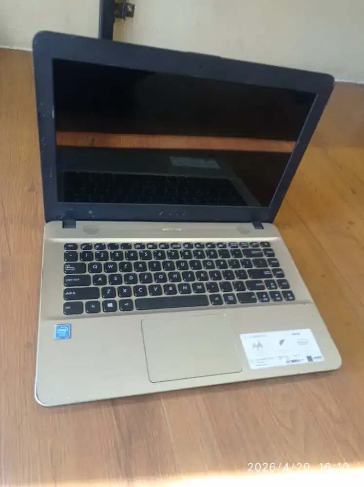 Laptop asus x441m 4/1tb.kondiai tidak nyala