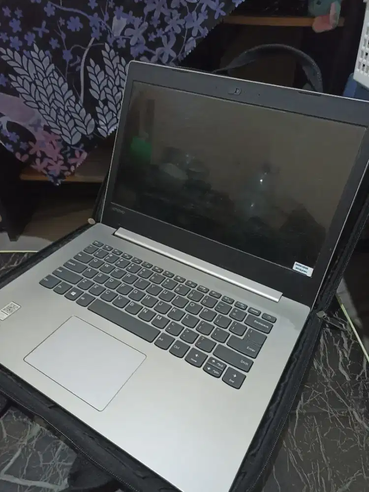 Laptop Lenovo Ideapad 330