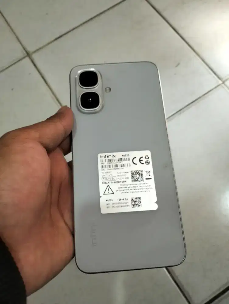 INFINIX SMART 10 4 + 4 / 128 GB