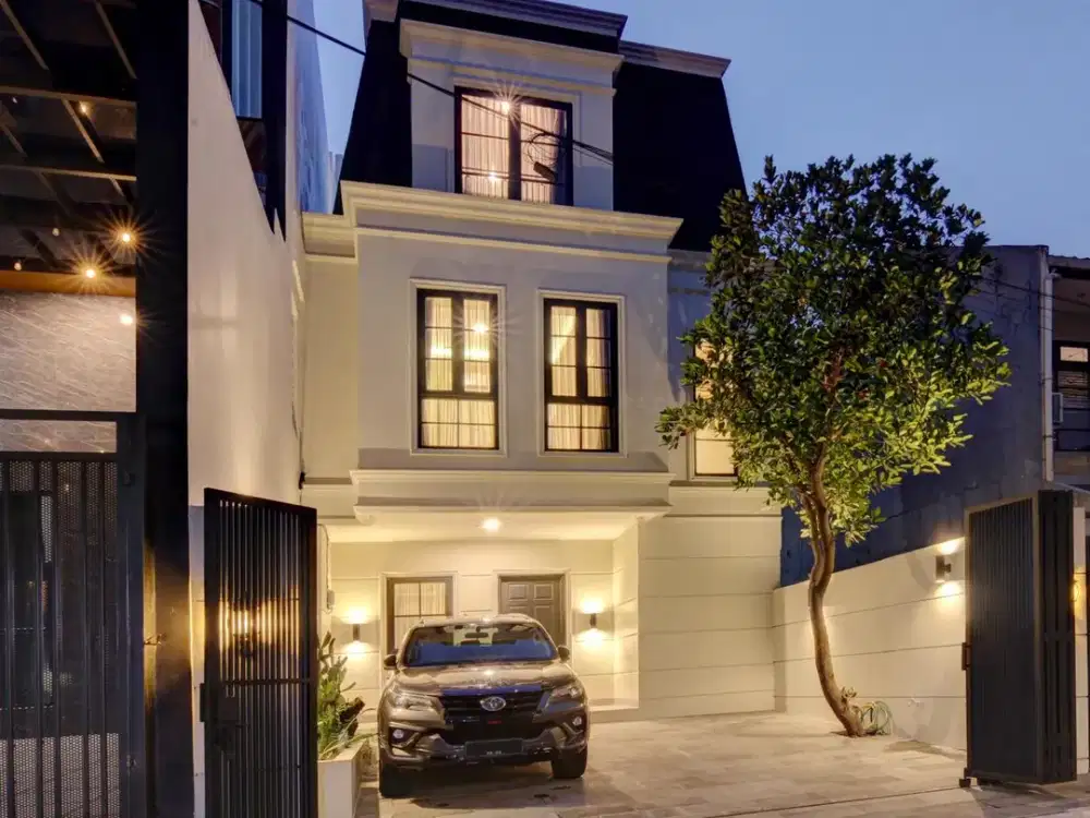 Rumah Baru Model Eropa Clasik, Lokasi Strategus Di Cempaka Putih
