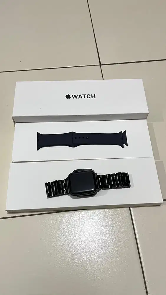 Apple Watch SE 2 44mm iBox Like New Full Set