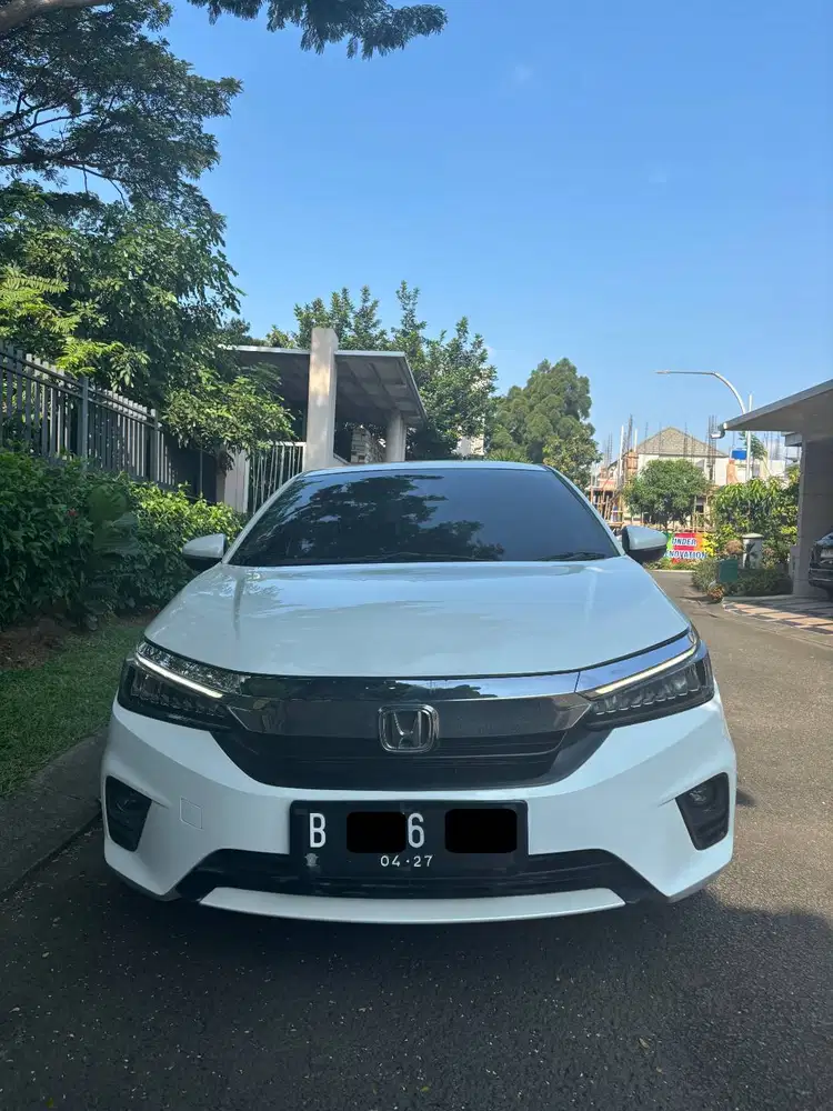 Honda City 2022 1.5 E CVT Low KM 12rb – Tangan 1 (Pemakai Wanita)