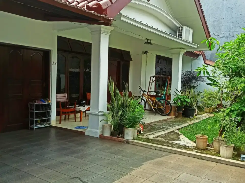 Dijual Rumah Luas Strategis Dekat Stasiun Bebas Banjir Pasar Minggu