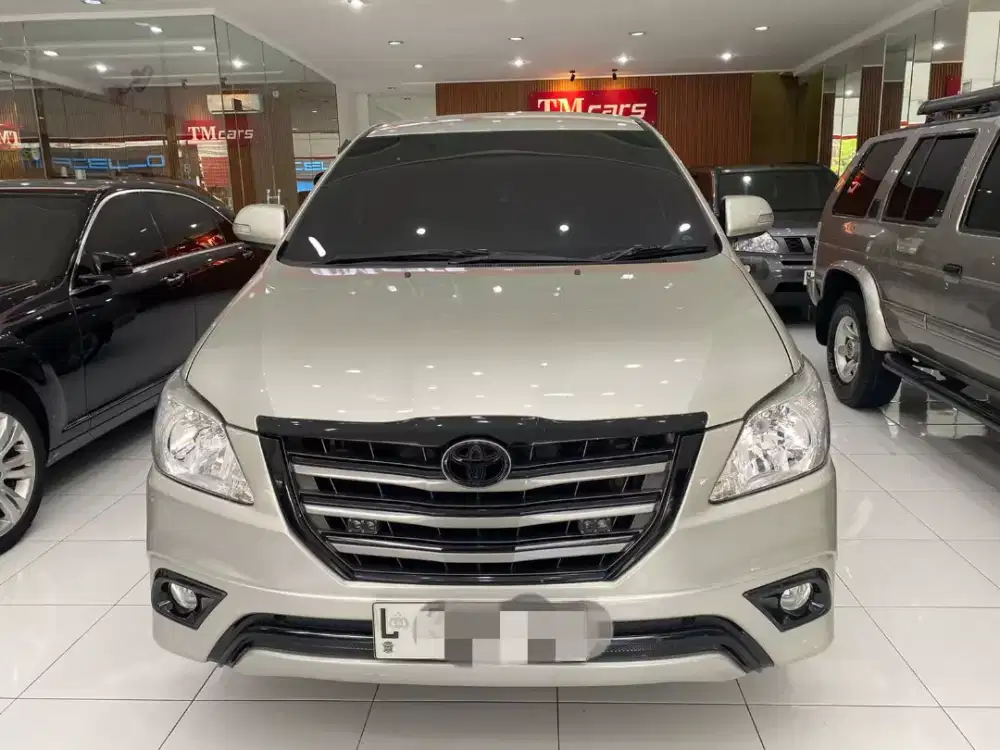 Toyota kijang Innova 2012 G 2.4 AT super istimewa