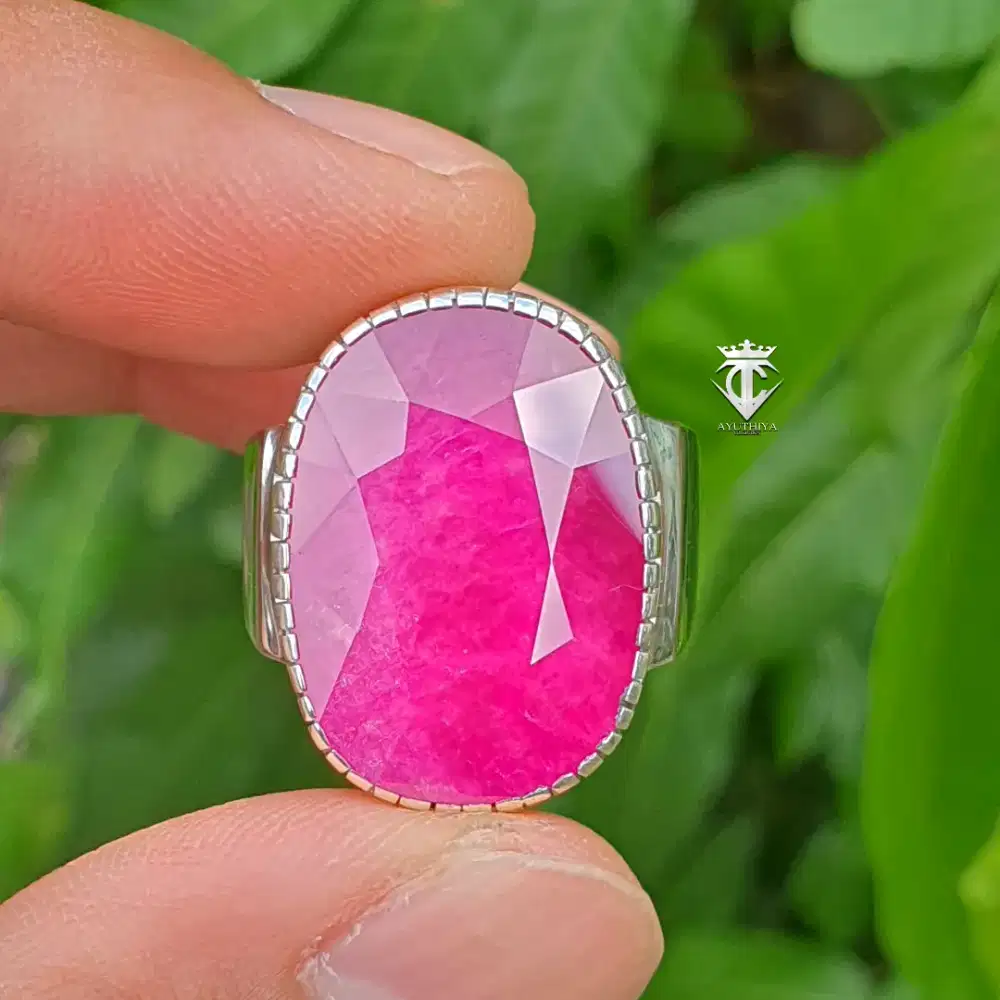 Batu Permata Natural Big Ruby Burma Myanmar 23.45 Ct AGL Certified