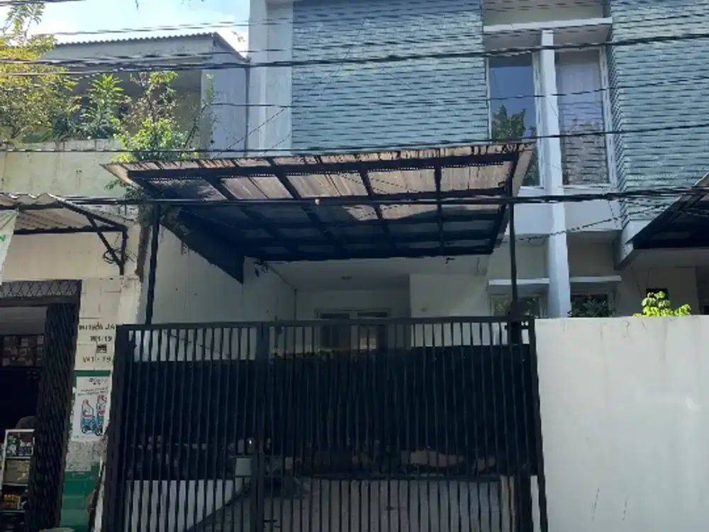 Disewakan Rumah Modern Minimalis Hadap Barat Siap Huni di Pinggir Jalan Raya Kelapa Gading Jakarta Utara