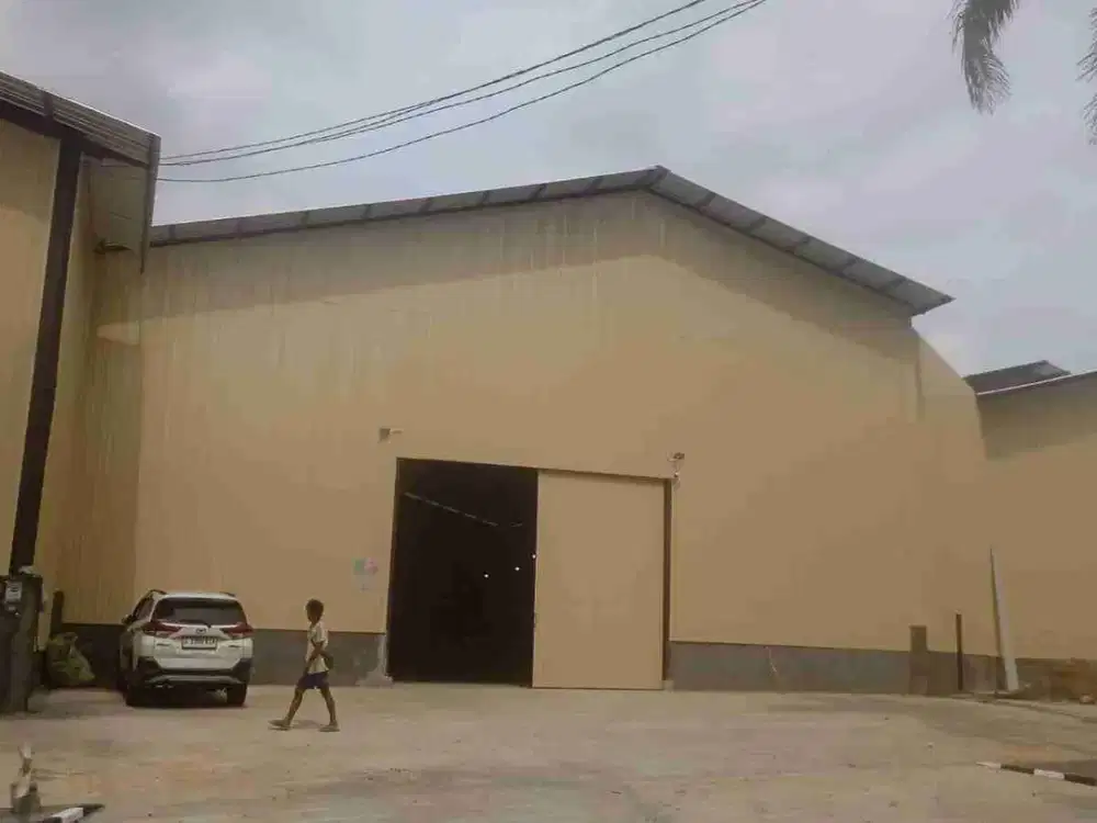 Disewakan gudang arjuna kebon jeruk luas 1000 meter dekat pintukl tol