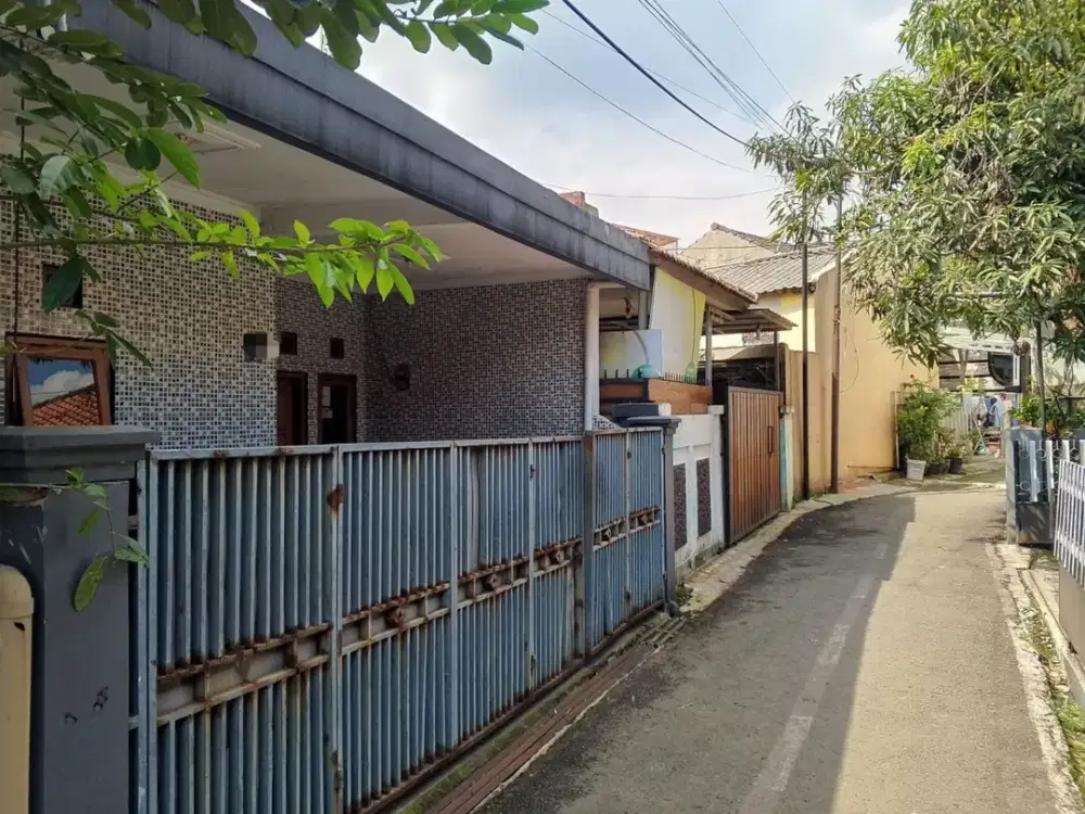 DIJUAL RUMAH AKSES MOBIL DI PERUMNAS CIJERAH PERBATASAN BANDUNG DAN CIMAHI DEKAT DENGAN SEKOLAH, TOSERBA BORMA, PASAR RECOK