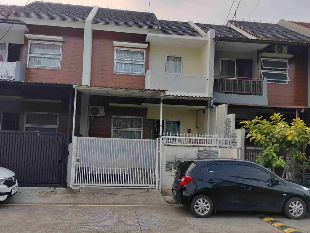 DIJUAL RUMAH BAGUS SIAP HUNI DI DALAM KOMPLEK TANAH BARU RESIDENCE DEKAT KE PINTU TOLL & KEBUN RAYA BOGOR