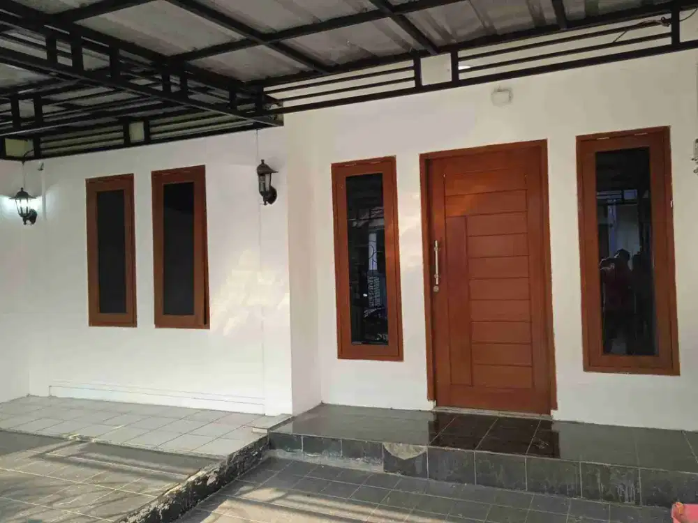 Rumah di Vila Dago Tol Siap Huni
