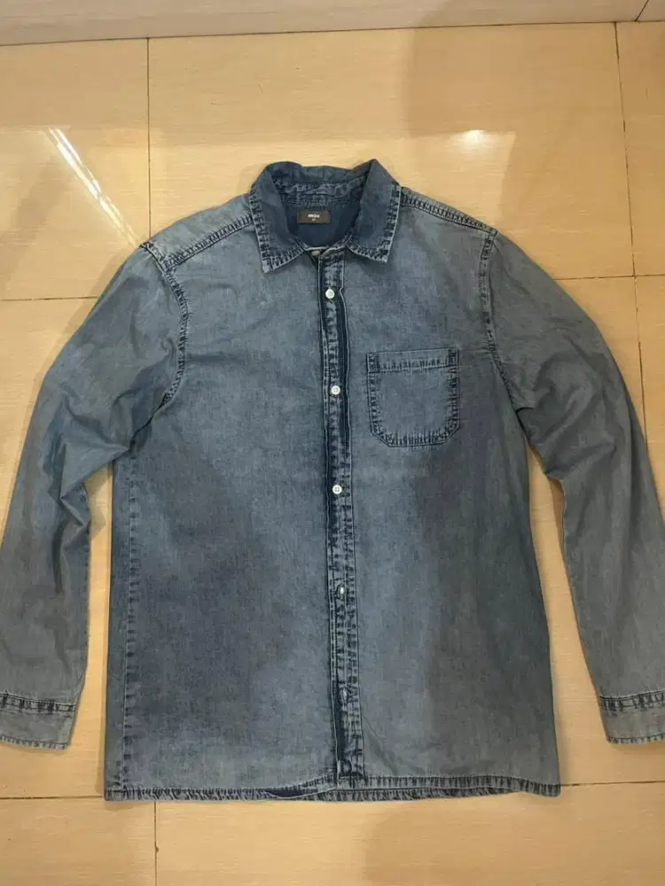 Kemeja Jeans Pria