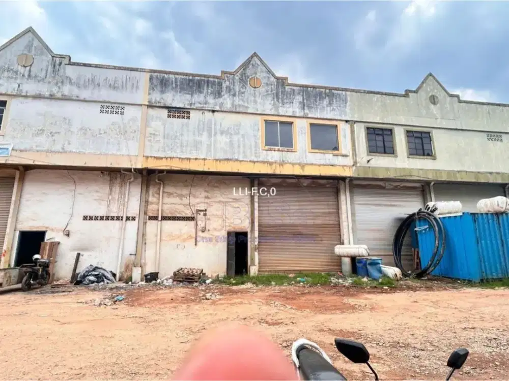 Gudang 1,5 Lantai Komplek Tanjung Trisakti Batam