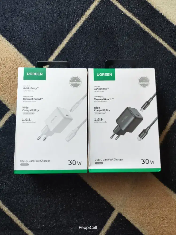 Charger iphone 15 & 16 Ugreen + Kabel USB C to C Nylon Black