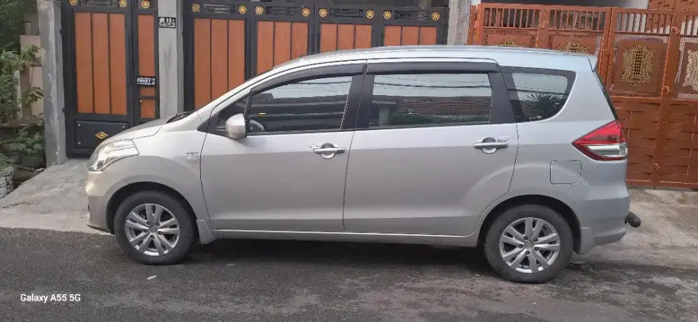 Di jual suzuki ertiga GL 2017