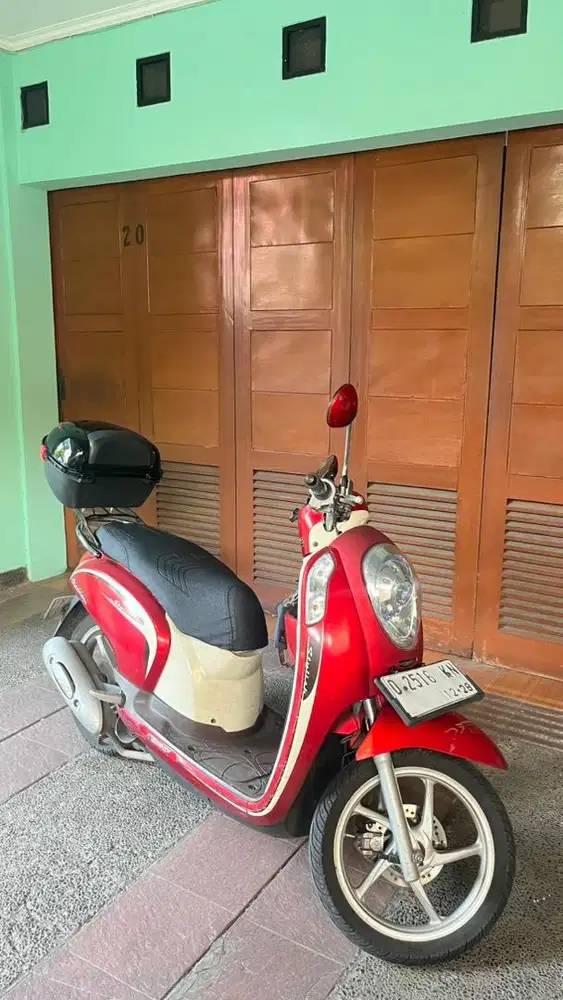 Jual Cepat Scoopy Merah 2013