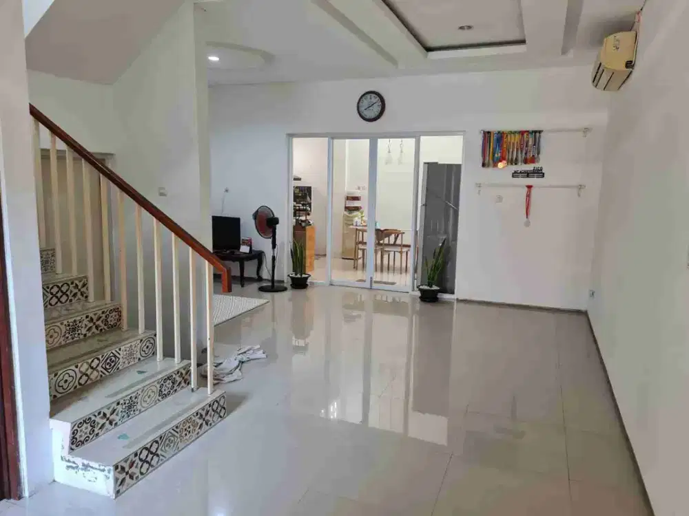 Kamar Tidur 5 Rumah Rapih Nyaman Golden Park BSD Serpong
