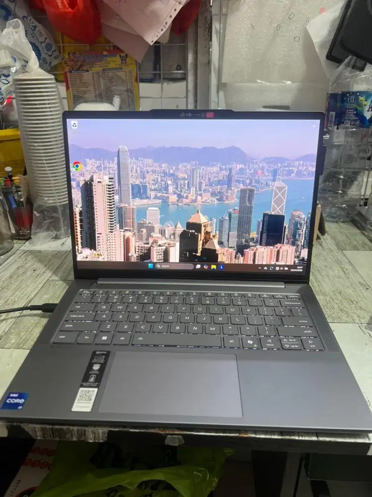 Laptop lenovo ideapad slim 5 ram 16/1tb intel core i7 masih garansi 1t