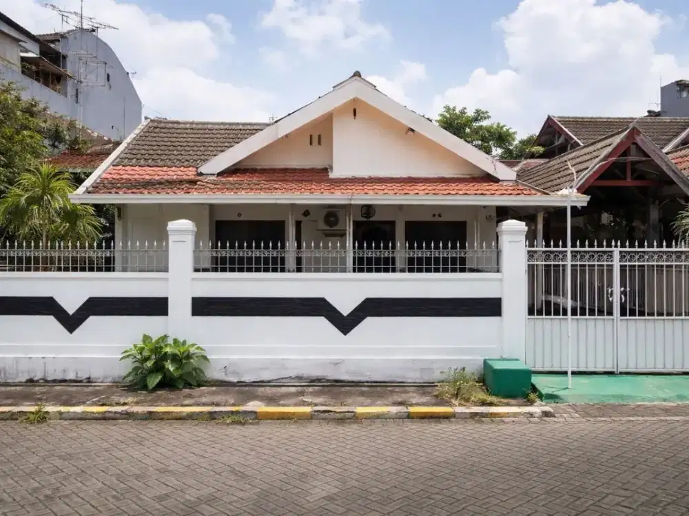DIJUAL  Rumah Wisma Permai Row jalan 2.5 mobil Hook
