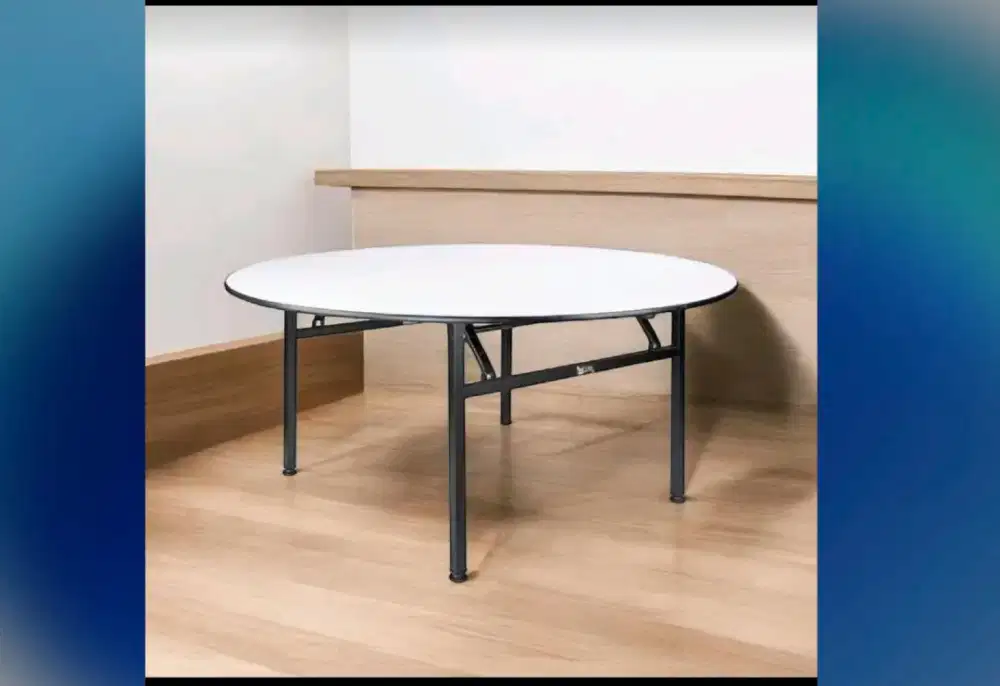 Meja bulat lipat