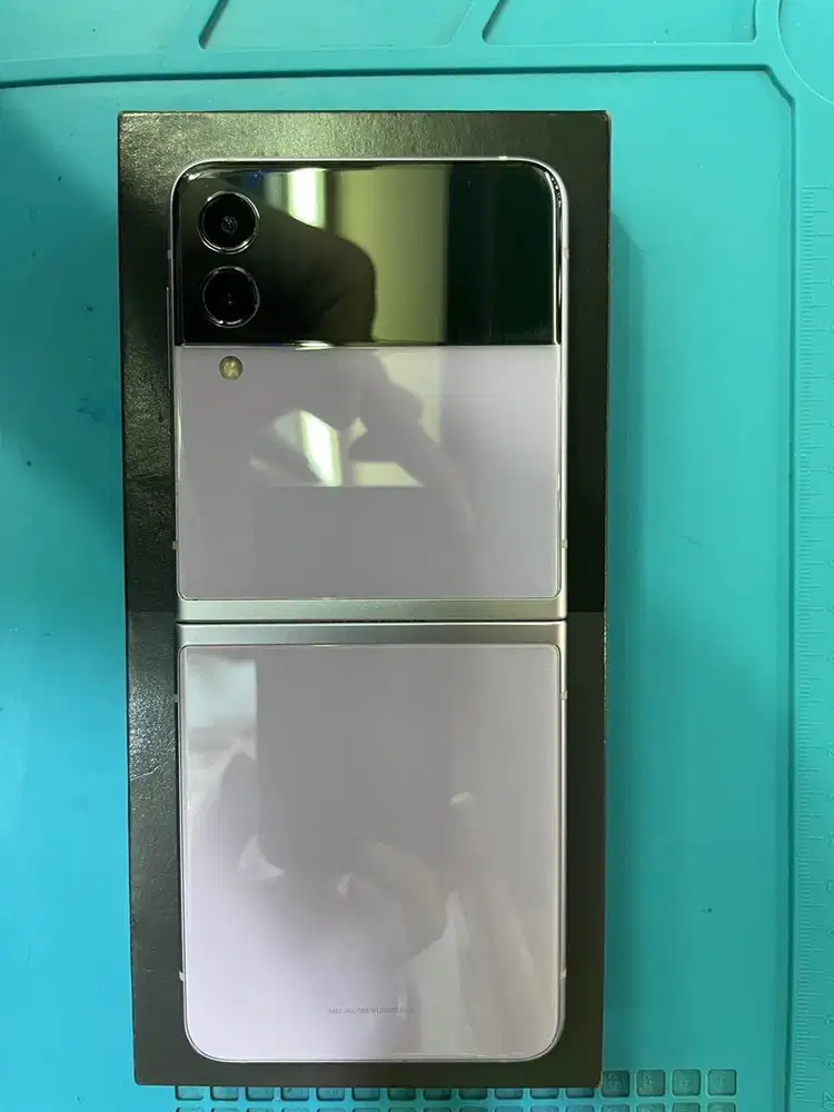 Samsung z flip 3 5G ram8 128gb