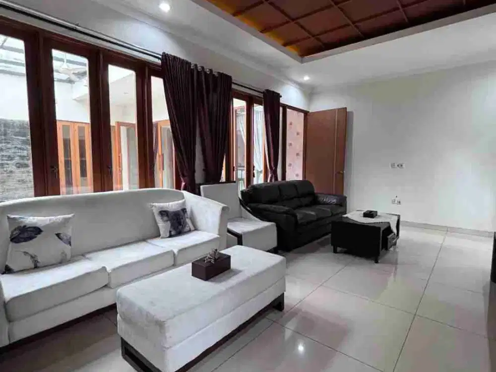 Jual Rumah Nyaman Castilla BSD