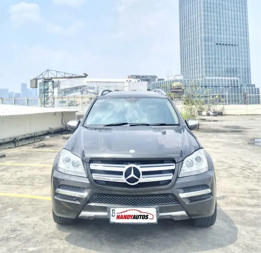 Mercedes Benz GL500 Tahun 2010 Automatic Coklat Metalik
