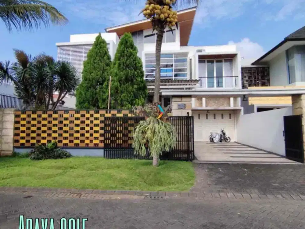 Rumah Mewah Furnished plus private pool di Araya Golf Boulevard Malang