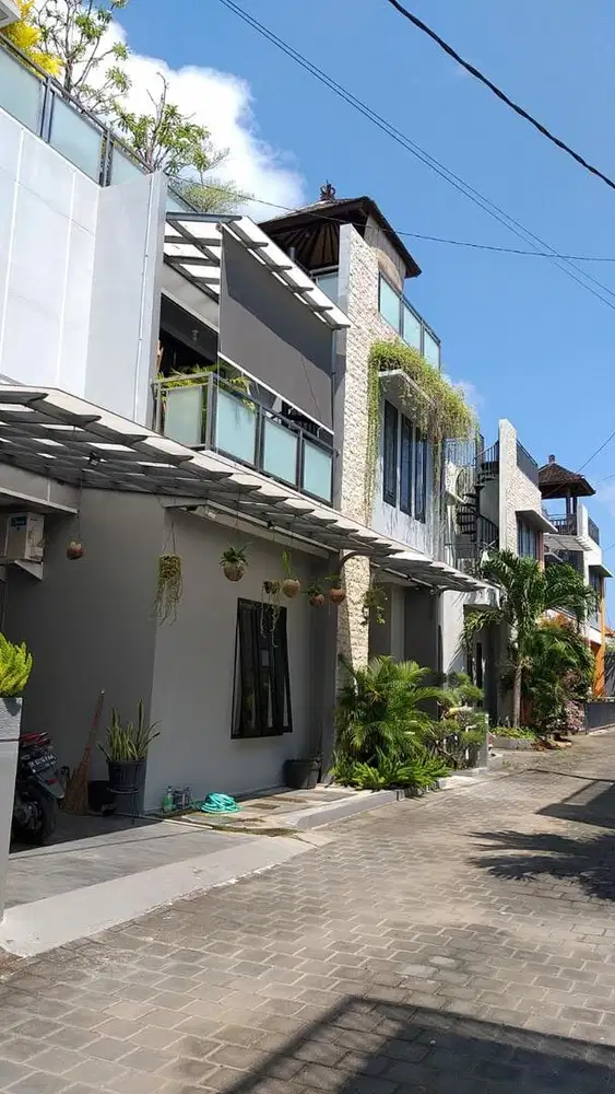 DIJUAL CEPAT RUMAH LOKASI STRATEGIS DI JIMBARAN BALI