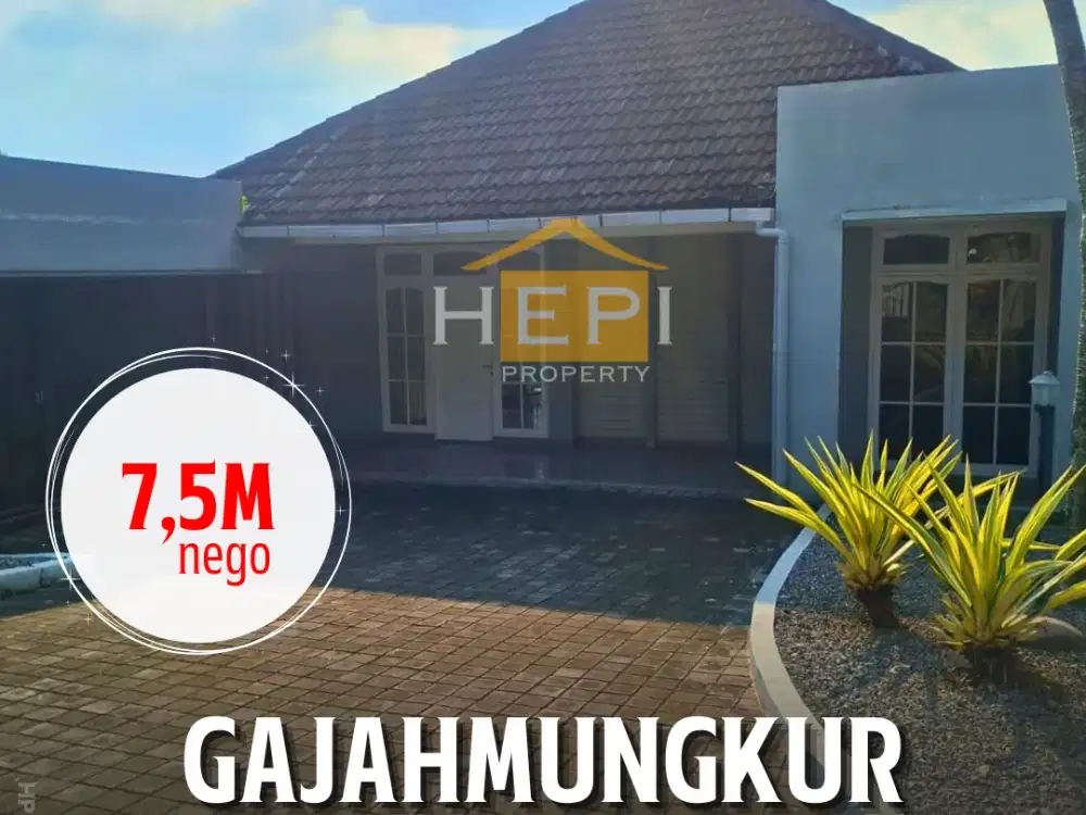 Dijual Rumah Ada Kolam Renang di Gajahmungkur Semarang