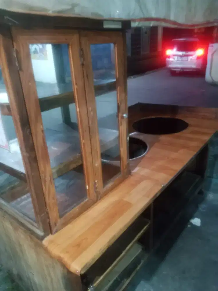 Gerobak bakso dan mie ayam