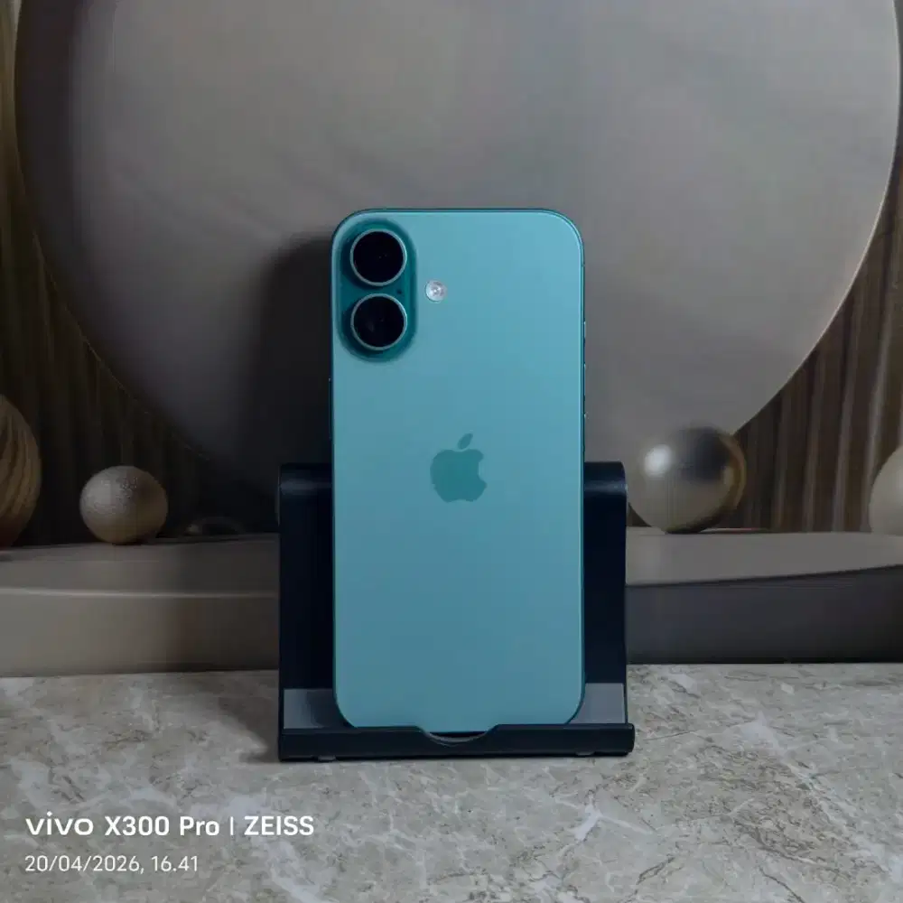 Iphone 16 128gb ibox garansi 16 april 2027