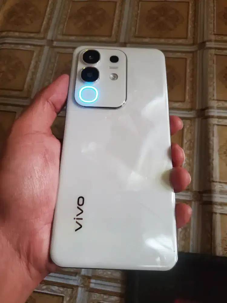 Vivo y29 8/128 snapdragon 685 mulus like new