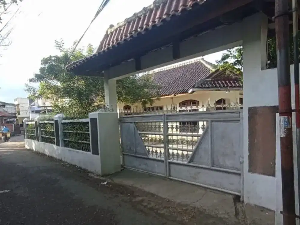 Termurah! Rumah Luas di Gumuruh Bandung