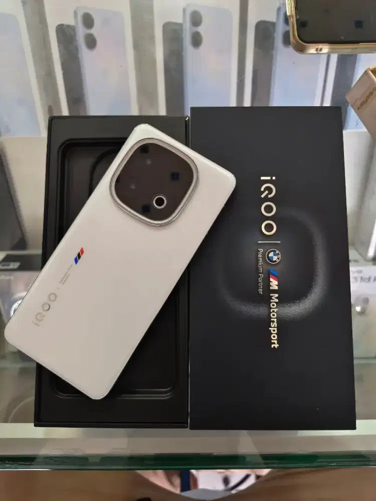 SECOND IQOO 13 16/512 GARANSI RESMIU!!!