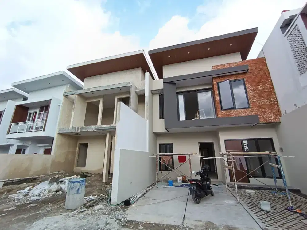 Hunian Mewah 2 Lantai Di Jantung Sleman, Harga Nego!