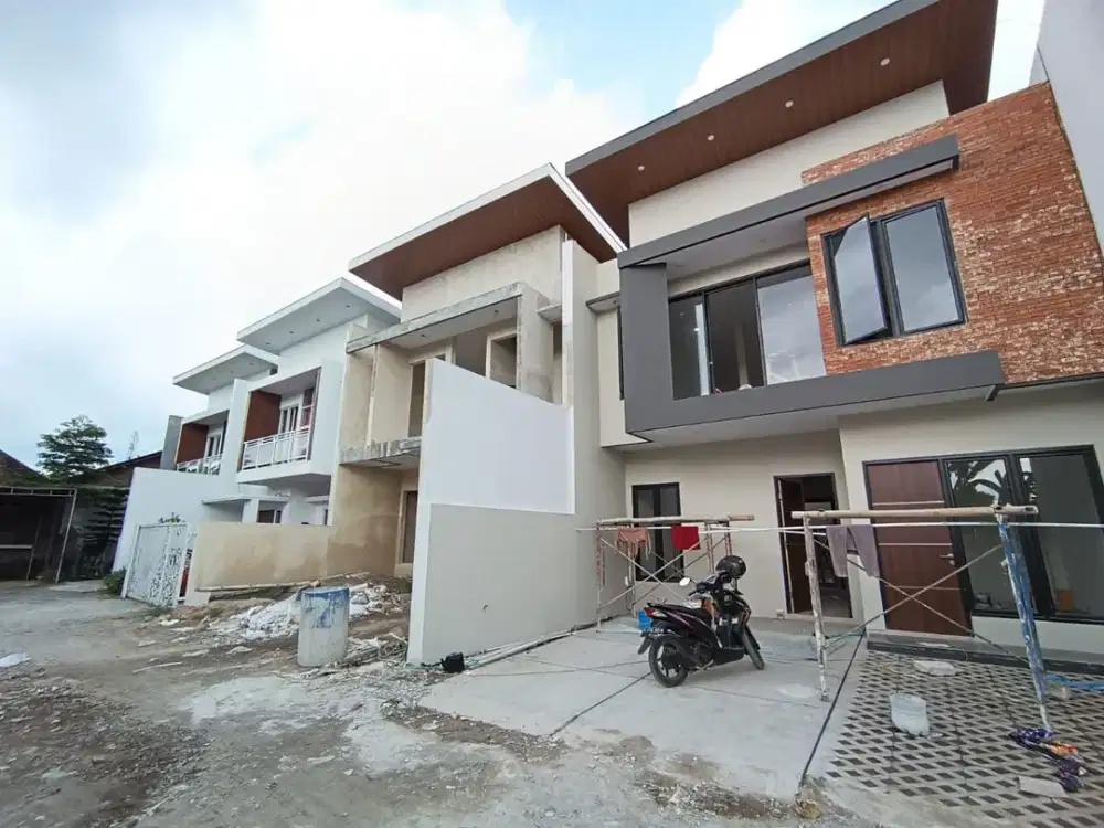 4 Menit Ke Suciati, Rumah 2 Lantai Eksklusif Harga Nego!