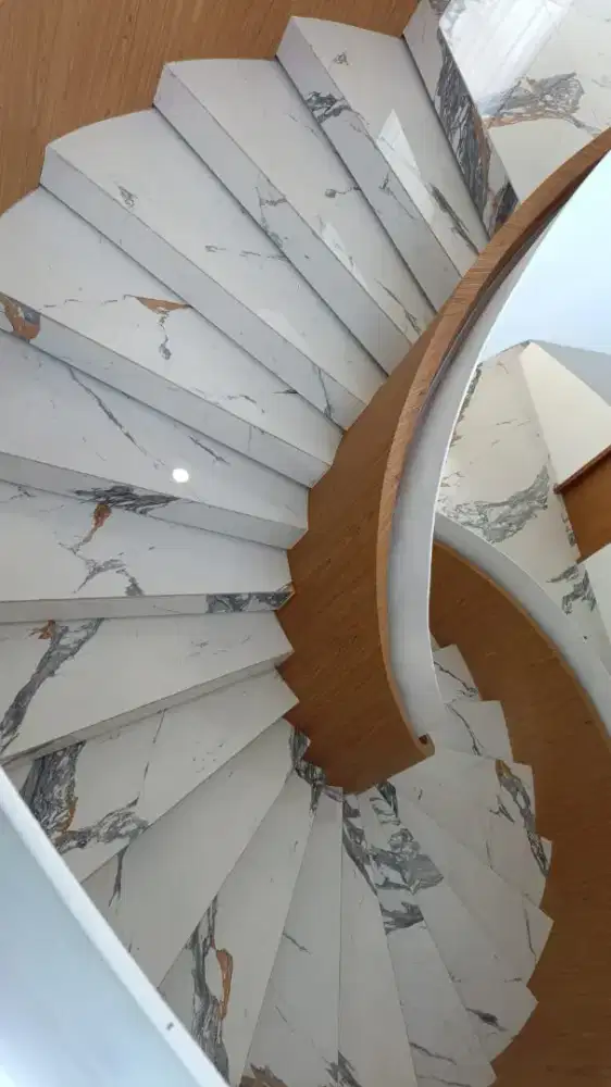 Tukang Pasang Quadra, Marmer, Granit. Kontraktor Bangun Rumah Mewah