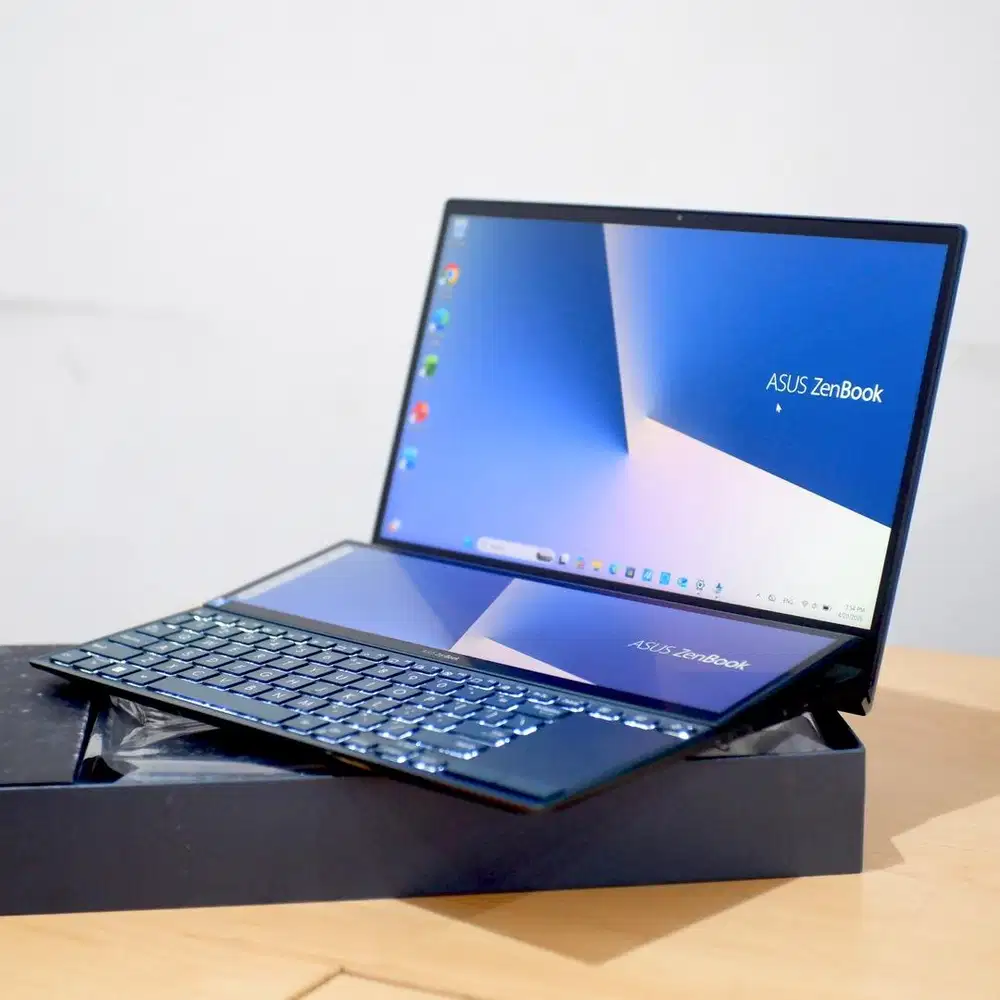 Asus Zenbook Duo 14 UX482EG