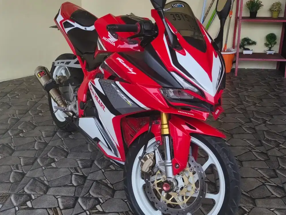 Cbr250rr non abs 2017 (remap+silincer)