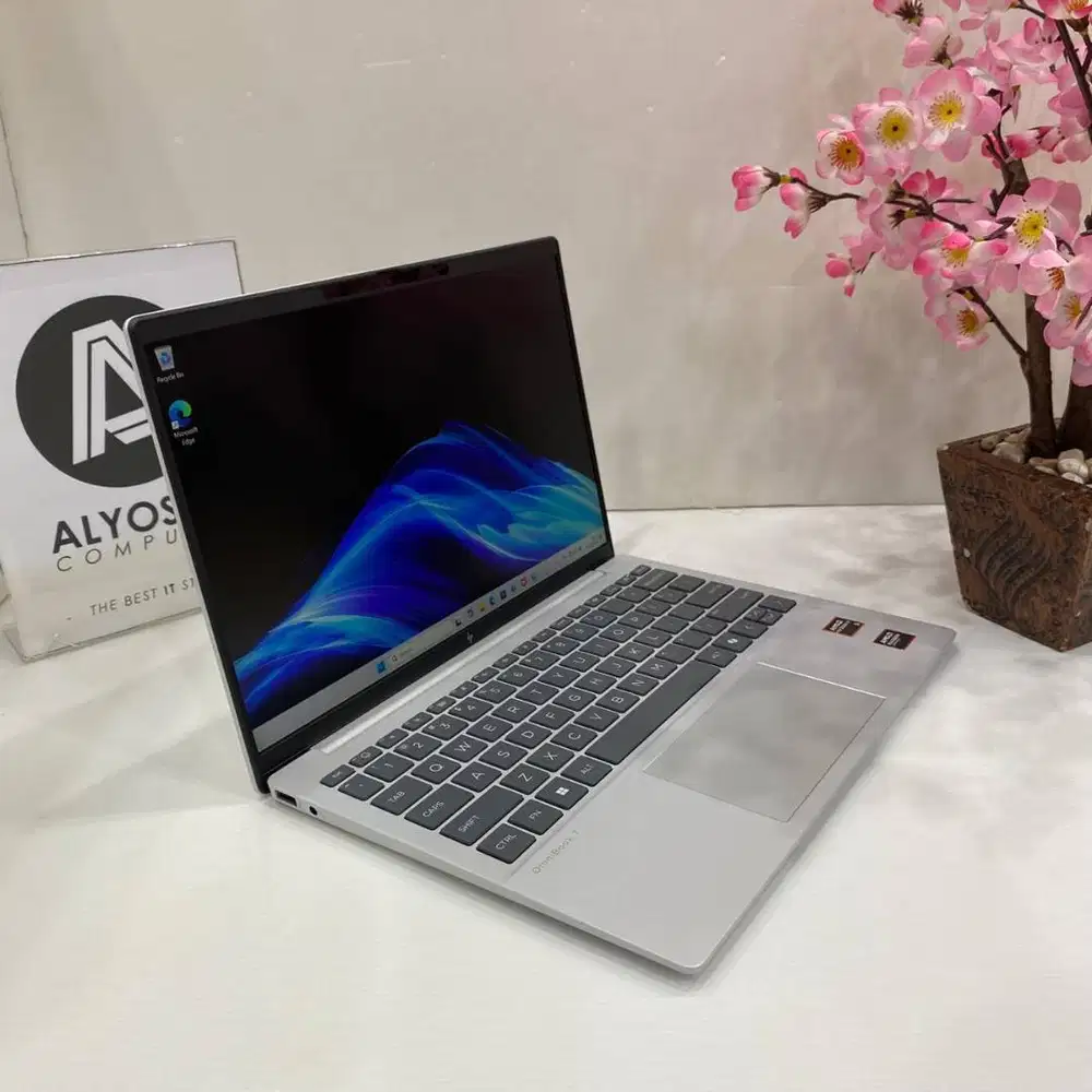Laptop HP OmniBook 7 Aero 13 BG1666AU AMD Ryzen 5 340 16GB SSD 512GB