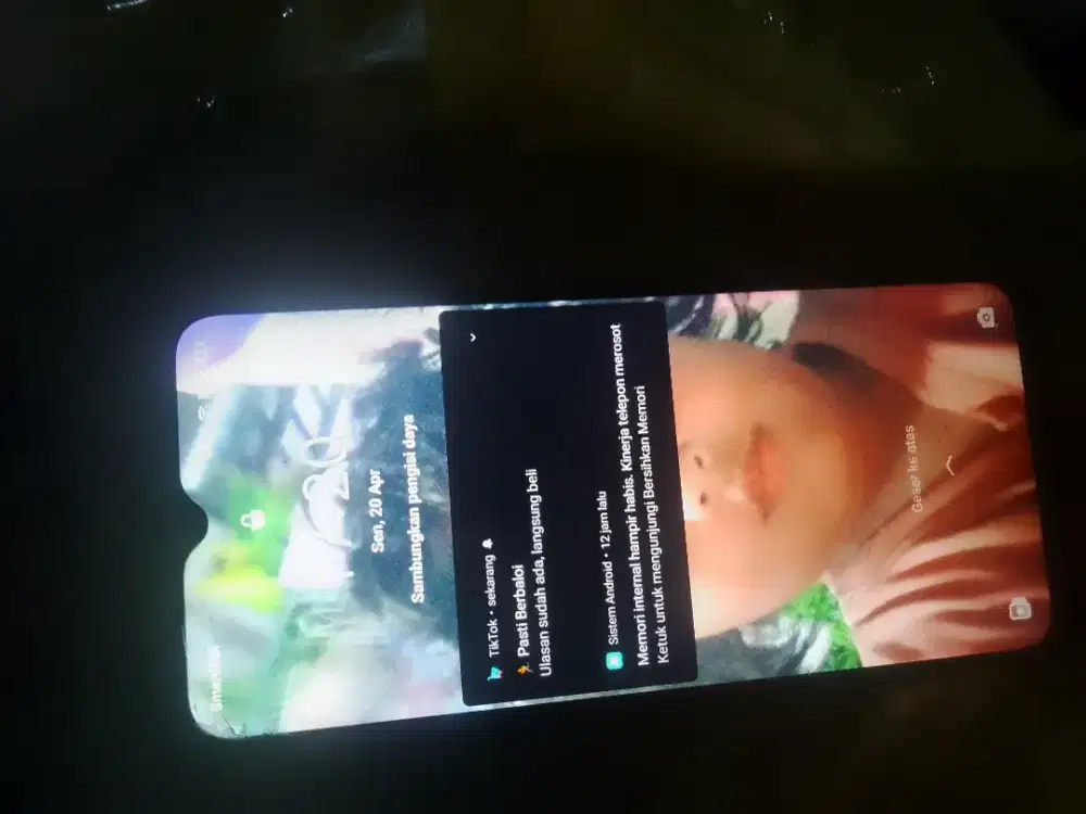 Mau jual ni realme c 11 ram 3 lecet cesing aja buat nebus obat anak