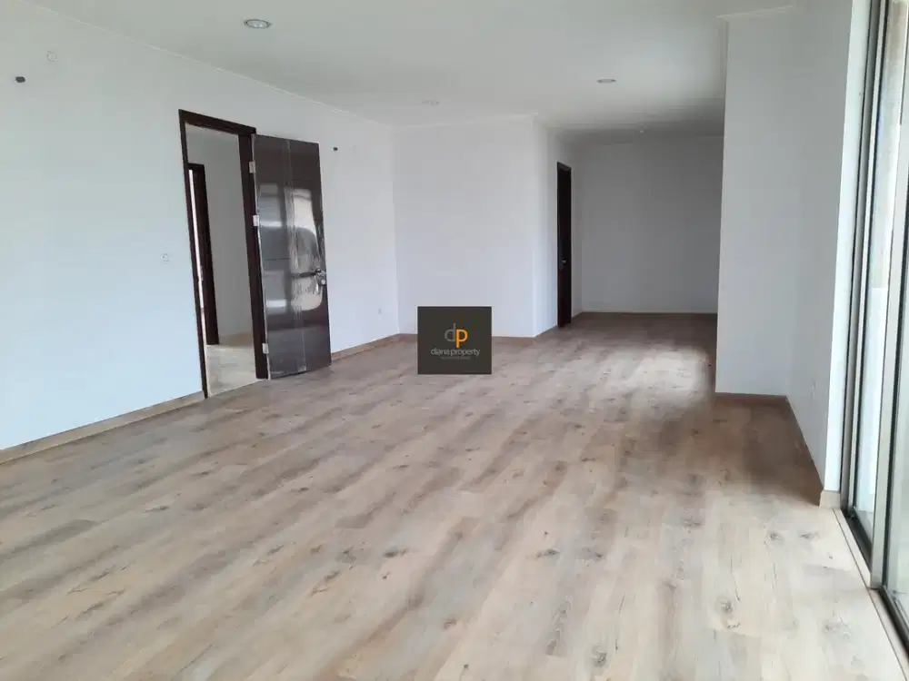 Dijual/Sewa Rumah di Serenade Golf Island 3 lantai - Tipe Maple, Hoek, Bagus