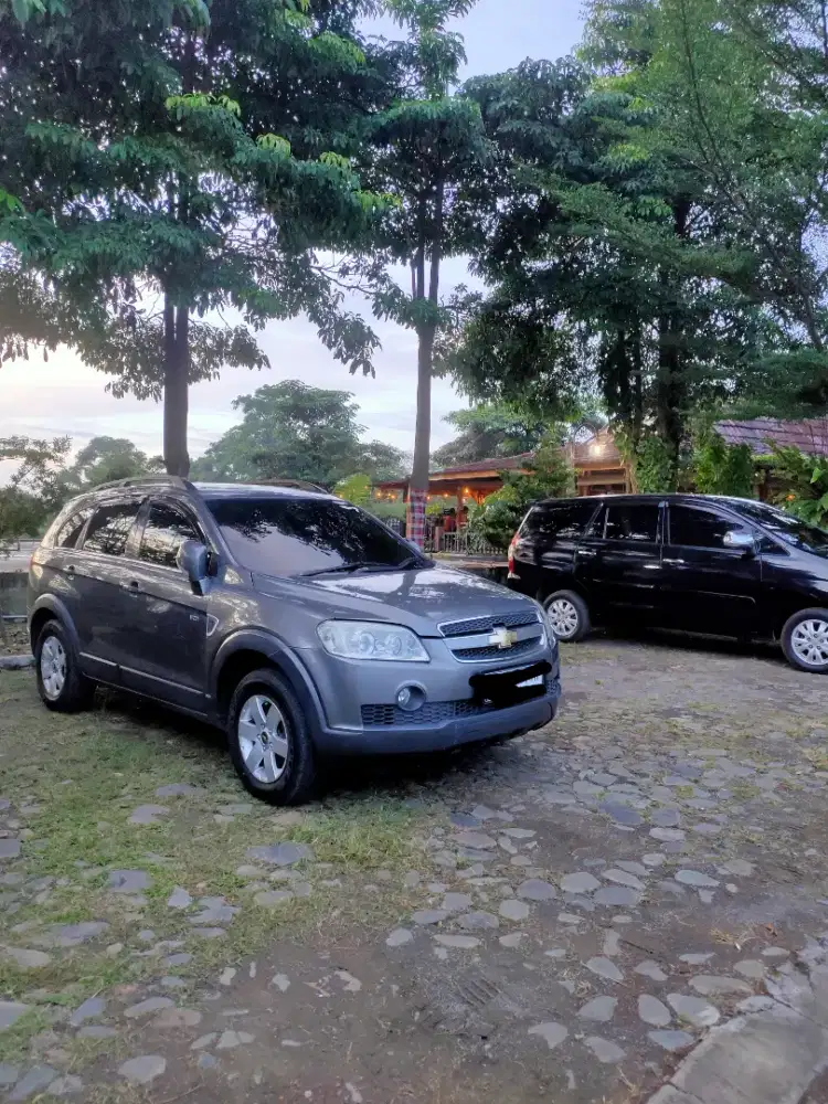 Chevrolet Captiva NFL FWD A.T Triptonic 2011 abu - abu metalik