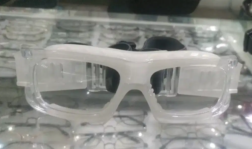 Jual kacamata minus untuk olahraga