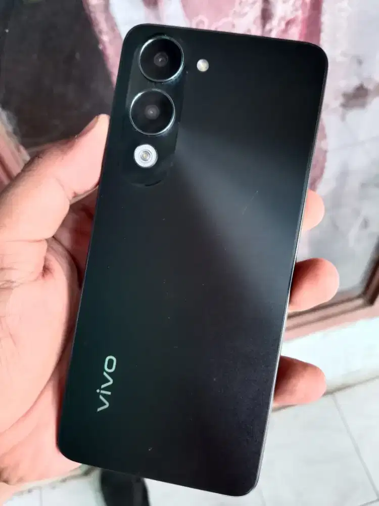 vivo y04s ram 4+4/128