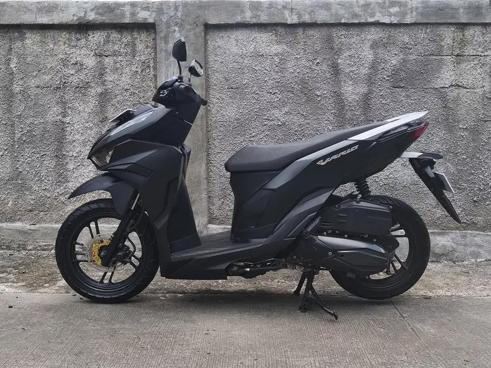 Honda Vario 125 Tahun 2023