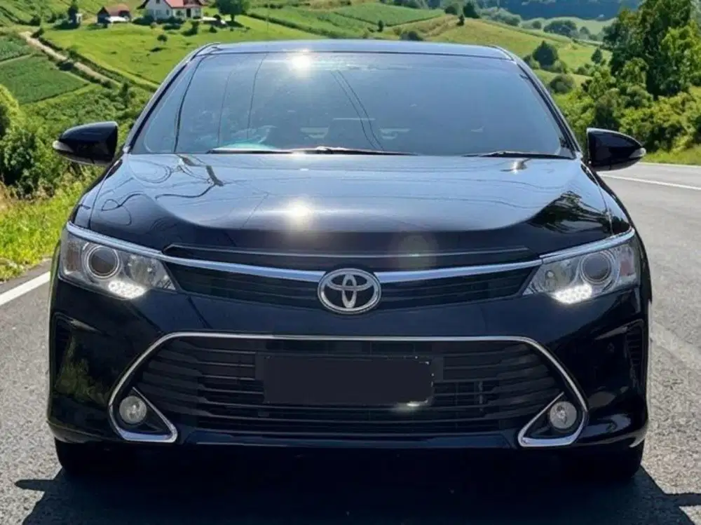 Toyota Camry 2.5 V AT

Tahun : 2017