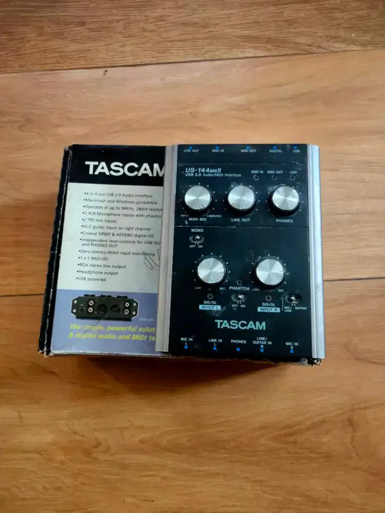 Audio Recording Interface - soundcard TASCAM US-144 mkii