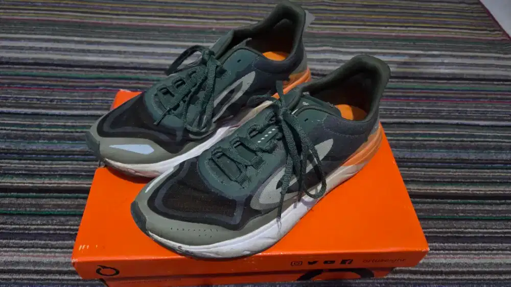 Sepatu 910 Trail Run Geist Ekiden